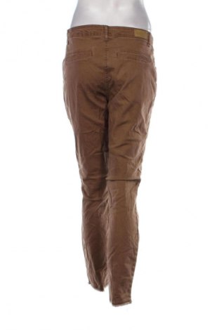 Дамски панталон Collection L, Размер S, Цвят Кафяв, Цена 42,80 лв.