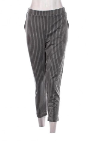 Pantaloni de femei Distrikt Norrebro, Mărime M, Culoare Gri, Preț 60,69 Lei
