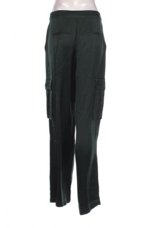 Pantaloni de femei Edited, Mărime M, Culoare Verde, Preț 152,96 Lei