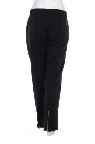 Дамски панталон Escada, Размер M, Цвят Черен, Цена 107,80 лв.