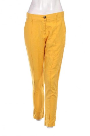Дамски панталон Esmara, Размер M, Цвят Жълт, Цена 29,15 лв.