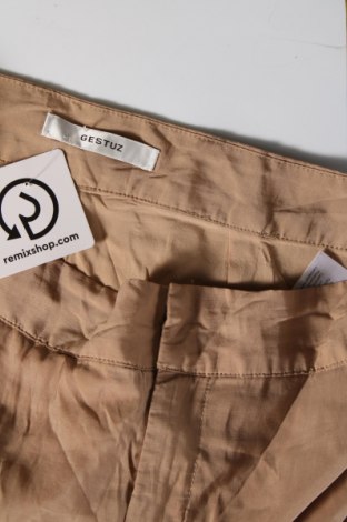 Дамски панталон Gestuz, Размер M, Цвят Червен, Цена 48,00 лв.