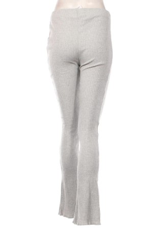 Дамски панталон Gina Tricot, Размер M, Цвят Сив, Цена 27,90 лв.