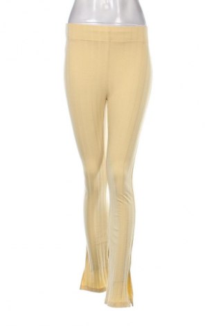 Дамски панталон Gina Tricot, Размер XXS, Цвят Жълт, Цена 62,00 лв.
