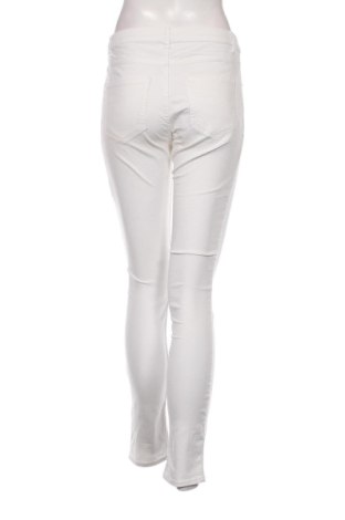 Дамски панталон H&M, Размер M, Цвят Бял, Цена 17,41 лв.