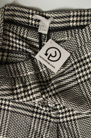 Dámské kalhoty  H&M, Velikost M, Barva Vícebarevné, Cena  231,00 Kč