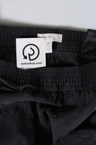 Dámské kalhoty  H&M L.O.G.G., Velikost M, Barva Černá, Cena  462,00 Kč