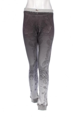 Дамски панталон Les Eclaires, Размер XL, Цвят Сив, Цена 112,20 лв.