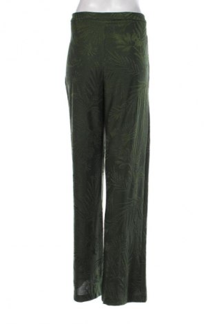 Дамски панталон Mango, Размер L, Цвят Зелен, Цена 26,95 лв.