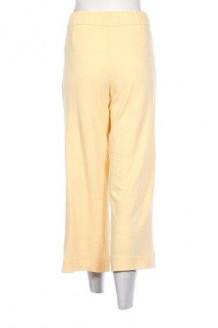 Дамски панталон Monki, Размер XS, Цвят Жълт, Цена 22,40 лв.