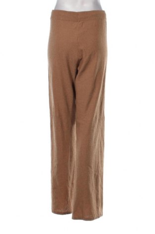 Дамски панталон Nude Lucy, Размер M, Цвят Кафяв, Цена 31,60 лв.