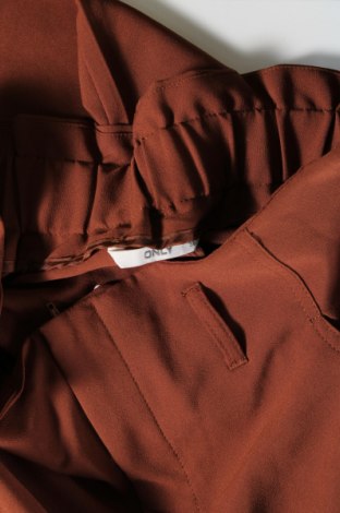Дамски панталон ONLY, Размер M, Цвят Кафяв, Цена 7,02 лв.