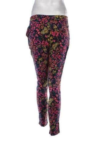 Pantaloni de femei ONLY, Mărime XS, Culoare Multicolor, Preț 101,98 Lei