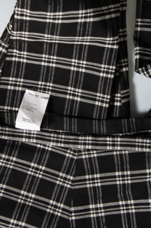 Γυναικείο παντελόνι Pimkie, Μέγεθος M, Χρώμα Μαύρο, Τιμή 8,97 €