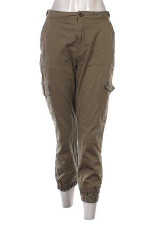 Дамски панталон Primark, Размер L, Цвят Зелен, Цена 15,95 лв.