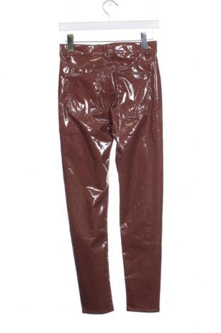 Дамски панталон Pull&Bear, Размер S, Цвят Кафяв, Цена 40,02 лв.