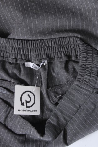 Damenhose Pull&Bear, Größe L, Farbe Grau, Preis € 8,90