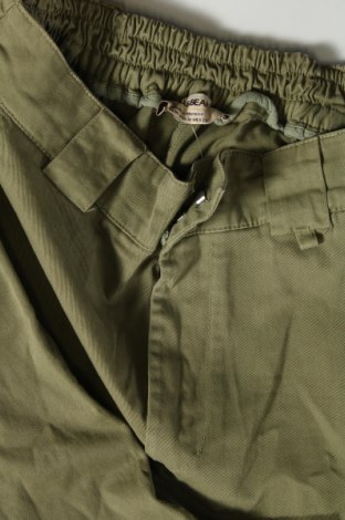 Damskie spodnie Pull&Bear, Rozmiar M, Kolor Zielony, Cena 41,74 zł