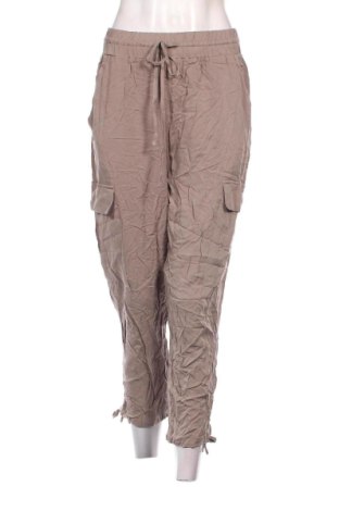 Дамски панталон Rainbow, Размер M, Цвят Бежов, Цена 15,95 лв.