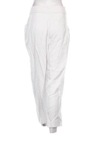 Damenhose Reserved, Größe L, Farbe Weiß, Preis 8,90 €