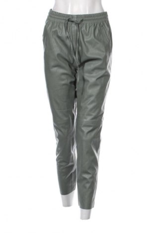 Дамски панталон Rich & Royal, Размер M, Цвят Зелен, Цена 37,40 лв.