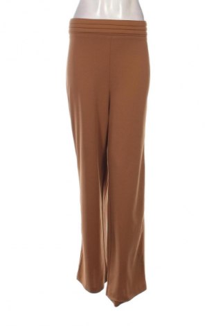 Pantaloni de femei Rinascimento, Mărime S, Culoare Maro, Preț 173,47 Lei
