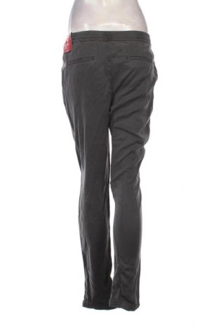 Дамски панталон S.Oliver, Размер M, Цвят Сив, Цена 55,80 лв.