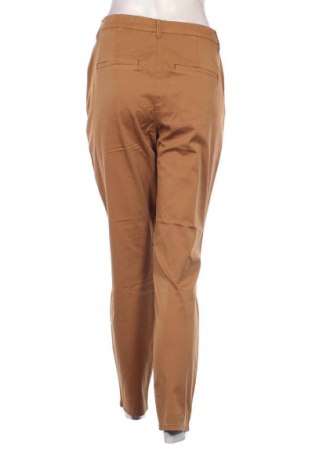 Дамски панталон S.Oliver, Размер M, Цвят Кафяв, Цена 41,85 лв.