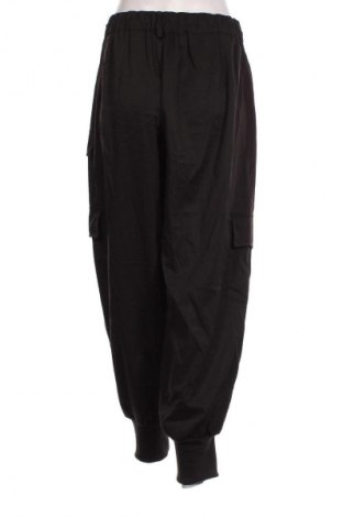 Γυναικείο παντελόνι SHEIN, Μέγεθος XL, Χρώμα Μαύρο, Τιμή 9,87 €