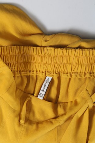 Pantaloni de femei Stradivarius, Mărime XS, Culoare Galben, Preț 44,40 Lei