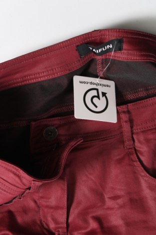 Γυναικείο παντελόνι Taifun, Μέγεθος XL, Χρώμα Κόκκινο, Τιμή 23,13 €
