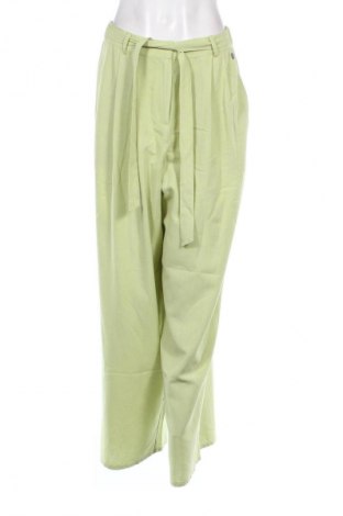 Pantaloni de femei Tamaris, Mărime M, Culoare Verde, Preț 152,96 Lei