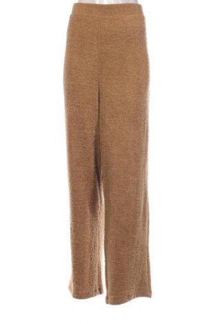 Дамски панталон Vero Moda, Размер XL, Цвят Бежов, Цена 37,20 лв.