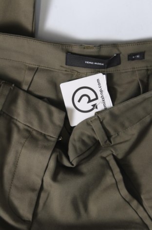 Дамски панталон Vero Moda, Размер M, Цвят Зелен, Цена 10,53 лв.