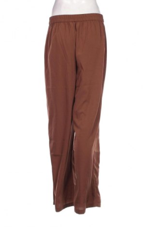Дамски панталон Vero Moda, Размер M, Цвят Кафяв, Цена 22,32 лв.
