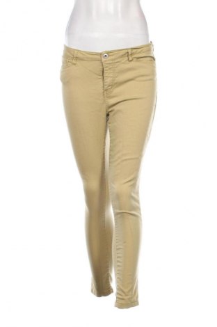 Дамски панталон Vero Moda, Размер S, Цвят Жълт, Цена 16,23 лв.