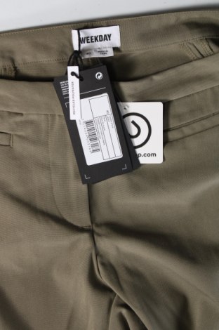 Pantaloni de femei Weekday, Mărime M, Culoare Verde, Preț 152,96 Lei