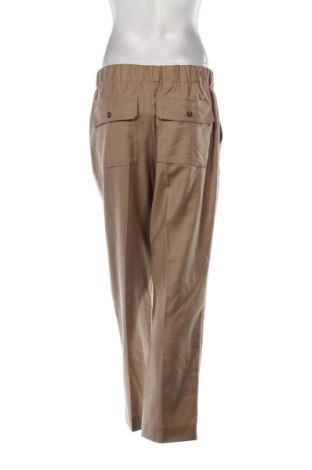 Дамски панталон Weekend Max Mara, Размер M, Цвят Бежов, Цена 378,95 лв.