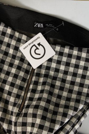 Damenhose Zara, Größe M, Farbe Mehrfarbig, Preis 8,46 €