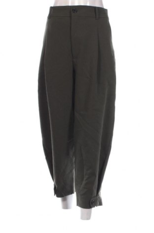 Pantaloni de femei Zara, Mărime XL, Culoare Verde, Preț 48,85 Lei