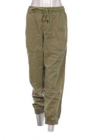 Дамски панталон Zara, Размер XL, Цвят Зелен, Цена 34,10 лв.
