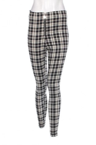 Pantaloni de femei Zara, Mărime XS, Culoare Multicolor, Preț 44,41 Lei
