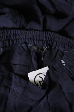 Dámske nohavice Zara, Veľkosť XS, Farba Modrá, Cena  6,12 €