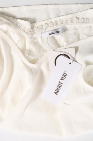 Γυναικείο αμάνικο μπλουζάκι About You, Μέγεθος M, Χρώμα Λευκό, Τιμή 5,59 €
