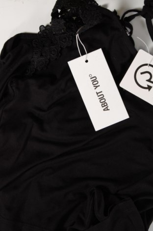 Γυναικείο αμάνικο μπλουζάκι About You, Μέγεθος M, Χρώμα Μαύρο, Τιμή 6,39 €