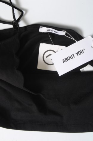 Γυναικείο αμάνικο μπλουζάκι About You, Μέγεθος S, Χρώμα Μαύρο, Τιμή 5,43 €