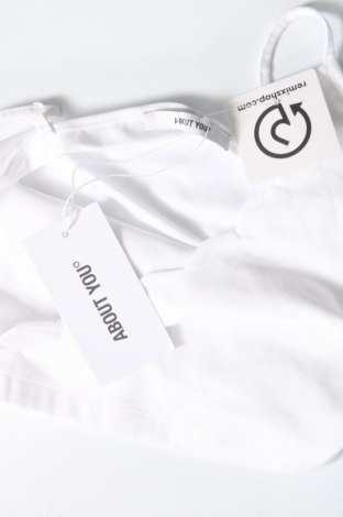 Γυναικείο αμάνικο μπλουζάκι About You, Μέγεθος S, Χρώμα Λευκό, Τιμή 6,39 €