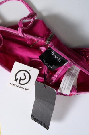 Γυναικείο αμάνικο μπλουζάκι Bershka, Μέγεθος S, Χρώμα Ρόζ , Τιμή 4,87 €