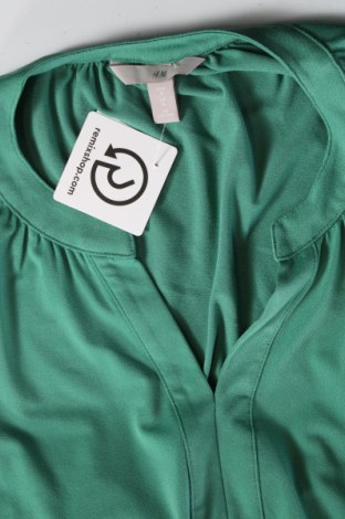 Γυναικείο αμάνικο μπλουζάκι H&M, Μέγεθος M, Χρώμα Πράσινο, Τιμή 3,22 €