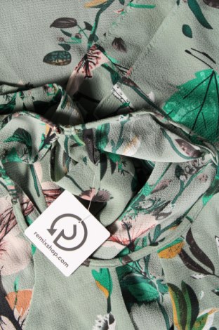 Γυναικείο αμάνικο μπλουζάκι ONLY, Μέγεθος M, Χρώμα Πολύχρωμο, Τιμή 4,08 €